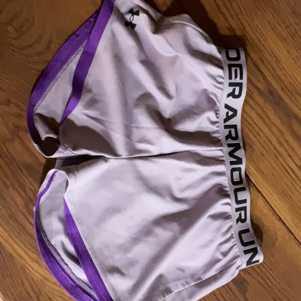 Youth large under armor shorts